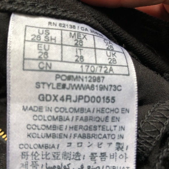 Guess skinny jeans size 28-26 inseam - Picture 4 of 5